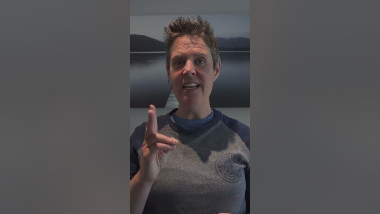 'Video thumbnail for Easy English phrasal verbs: Come Out | Expand your English Vocabulary'