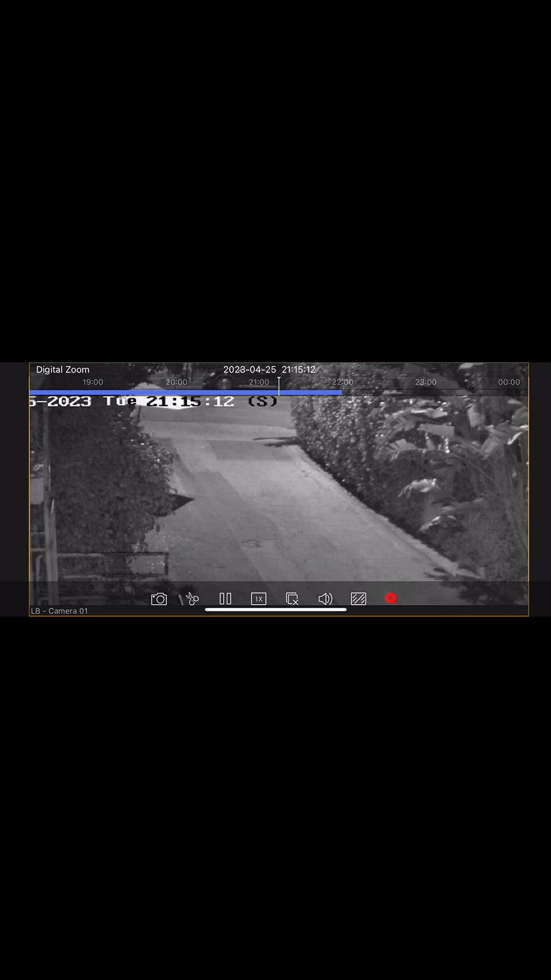 Video thumbnail for Assault rifle hold-up outside La Boheme in West Hollywood