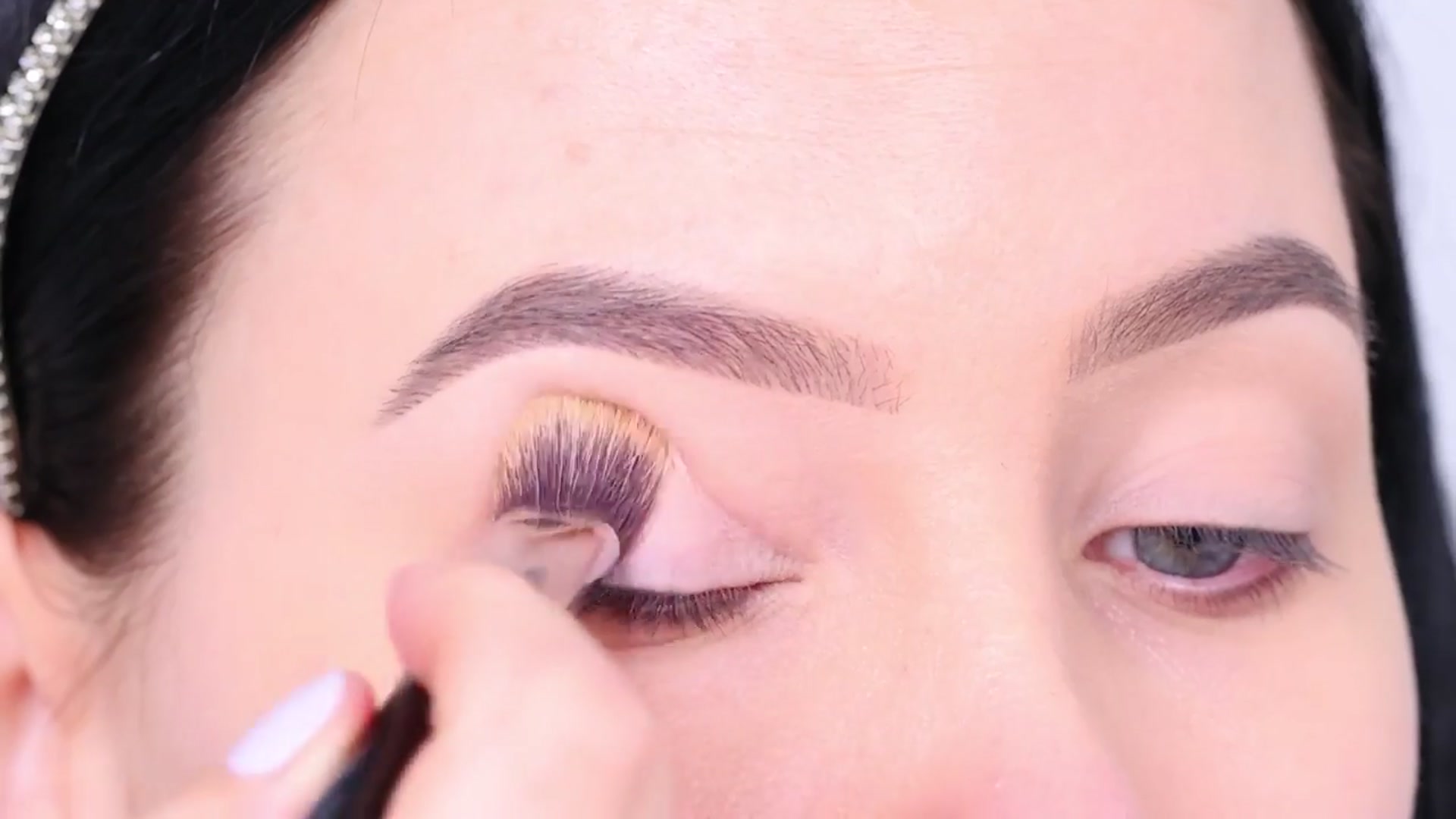 'Video thumbnail for Flawless Brown Smokey Cut Crease Tutorial Step By Step'