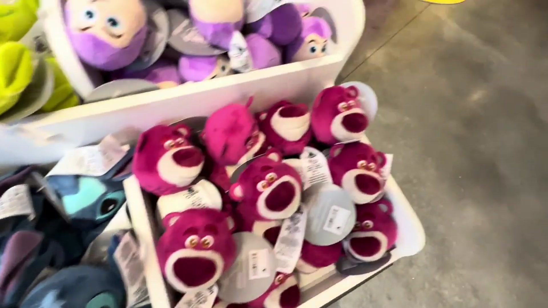 'Video thumbnail for Build Your Own Disney Headband At Ever After In Disney Springs'
