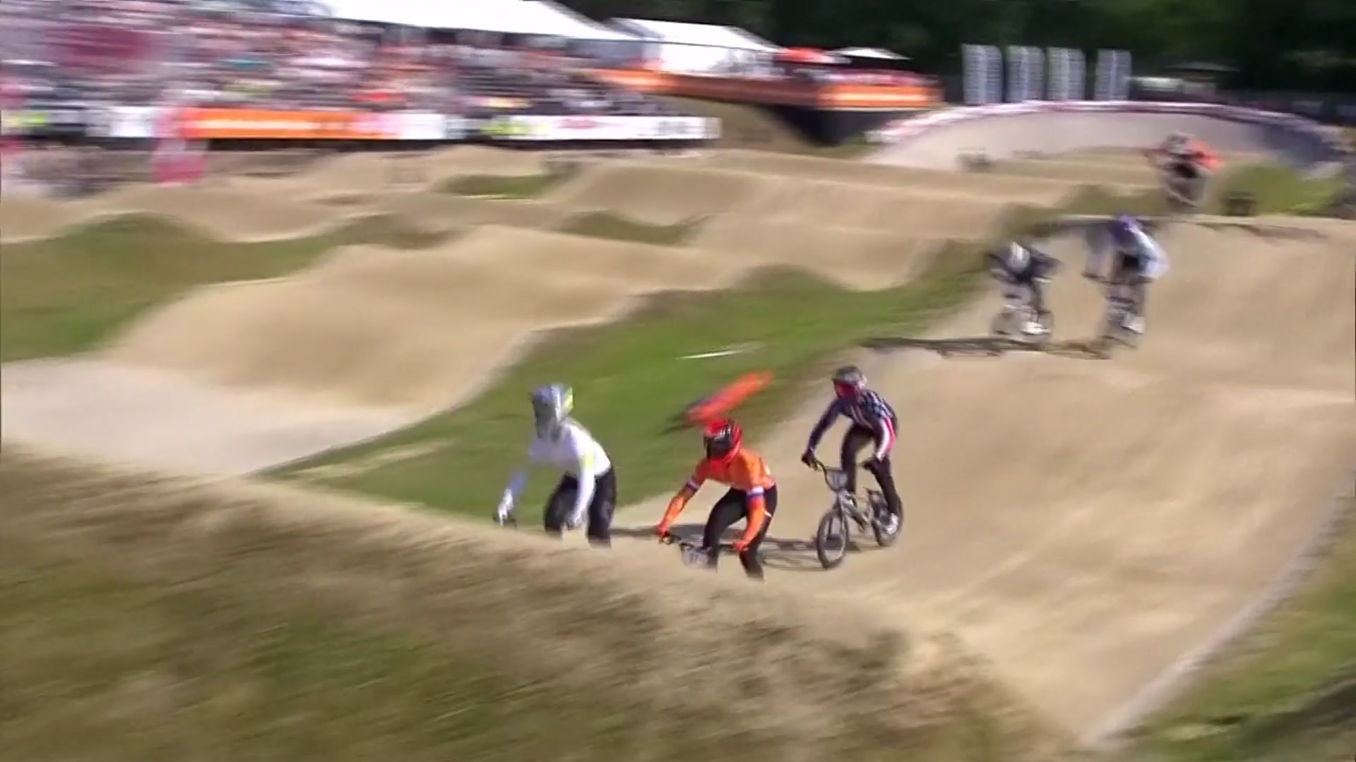 'Video thumbnail for 28th UCI BMX World Cup triumph for Smulders in front of home crowd'