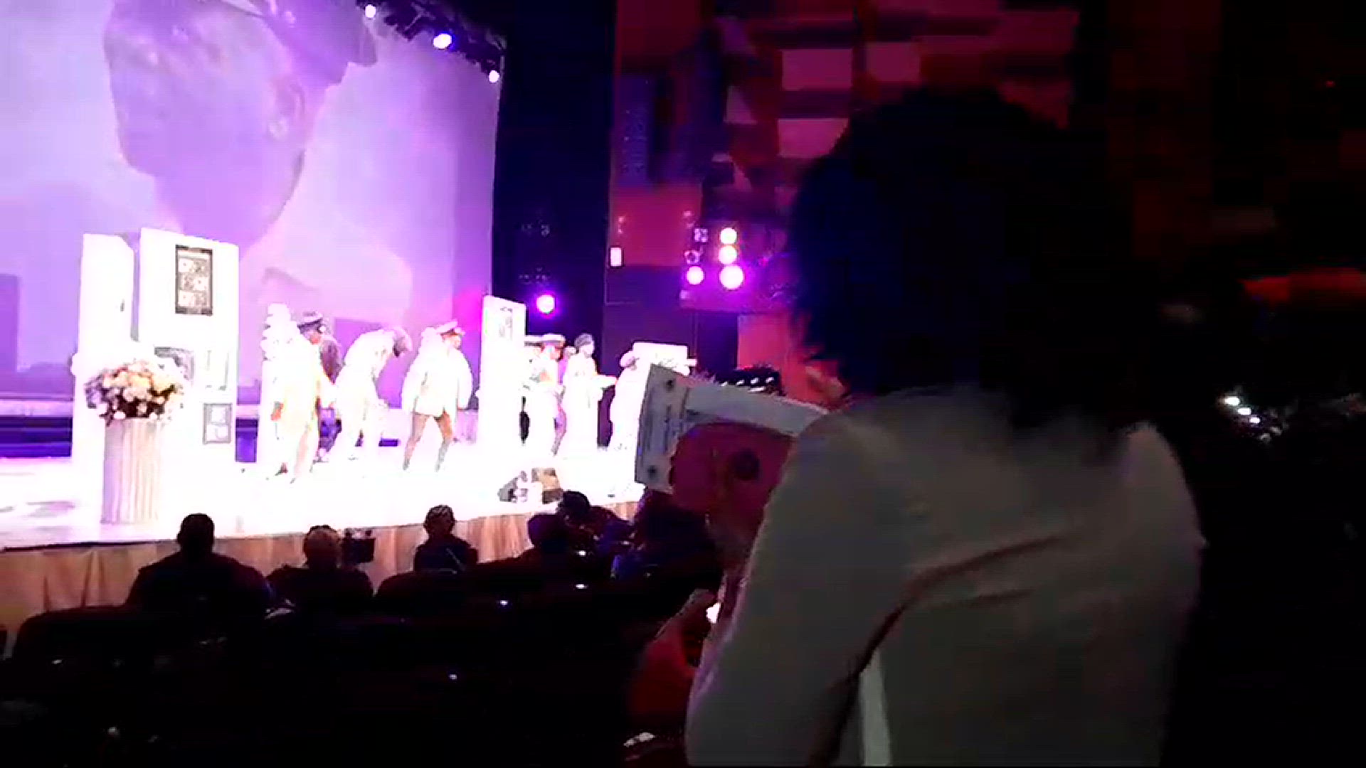 Video thumbnail for Heartfelt tributes pour in at Solly Moholo’s Memorial service