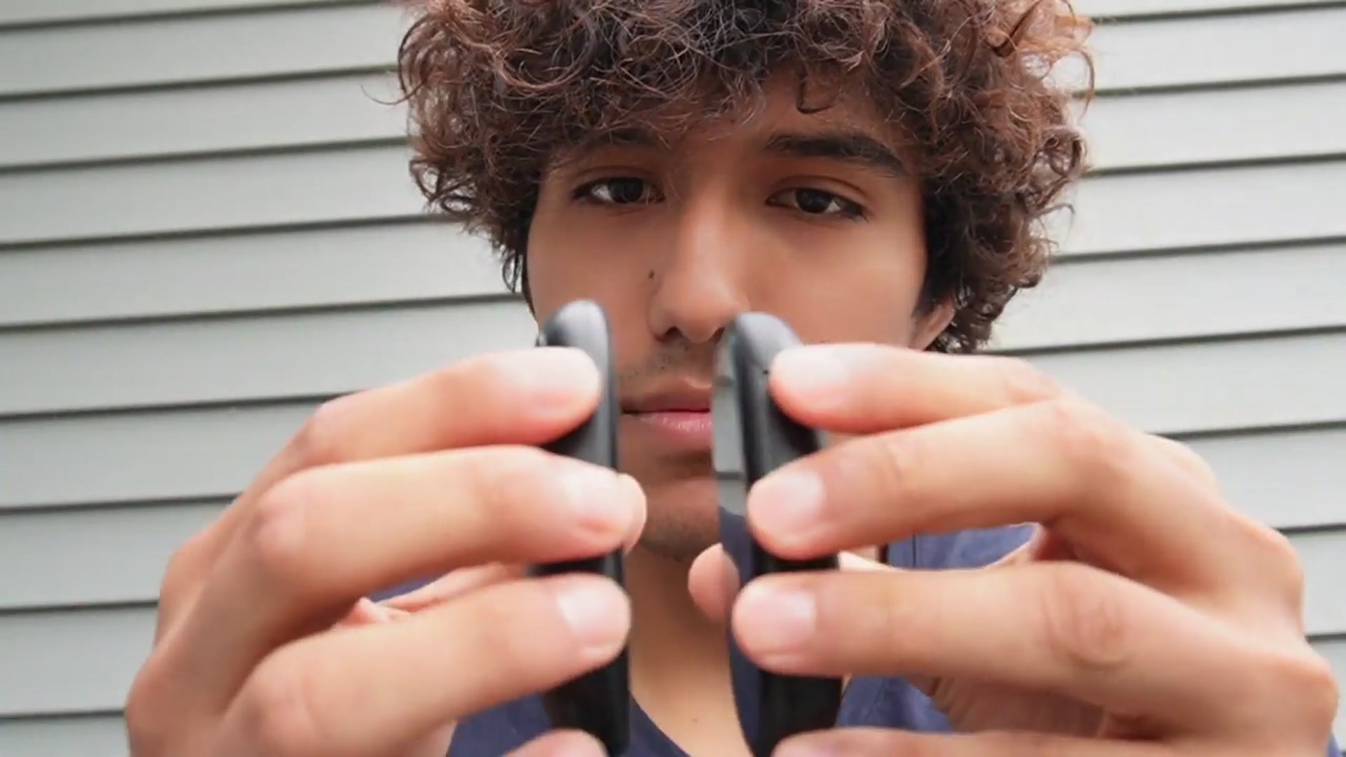 'Video thumbnail for OCOOPA 2in1 Magnetic Rechargeable Hand Warmers Review'