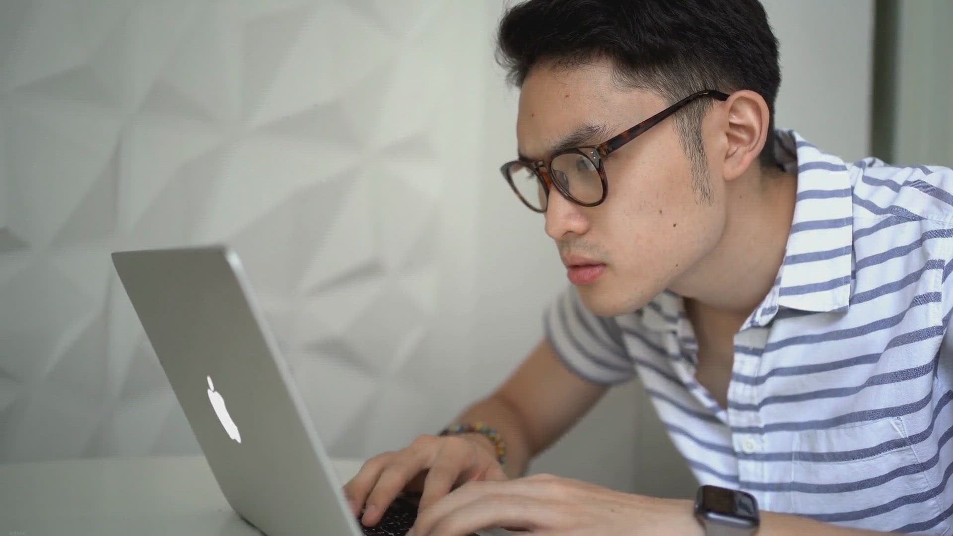 'Video thumbnail for Free Giveaway: Unlock EaseUS Partition Master Professional for 3 Months!'