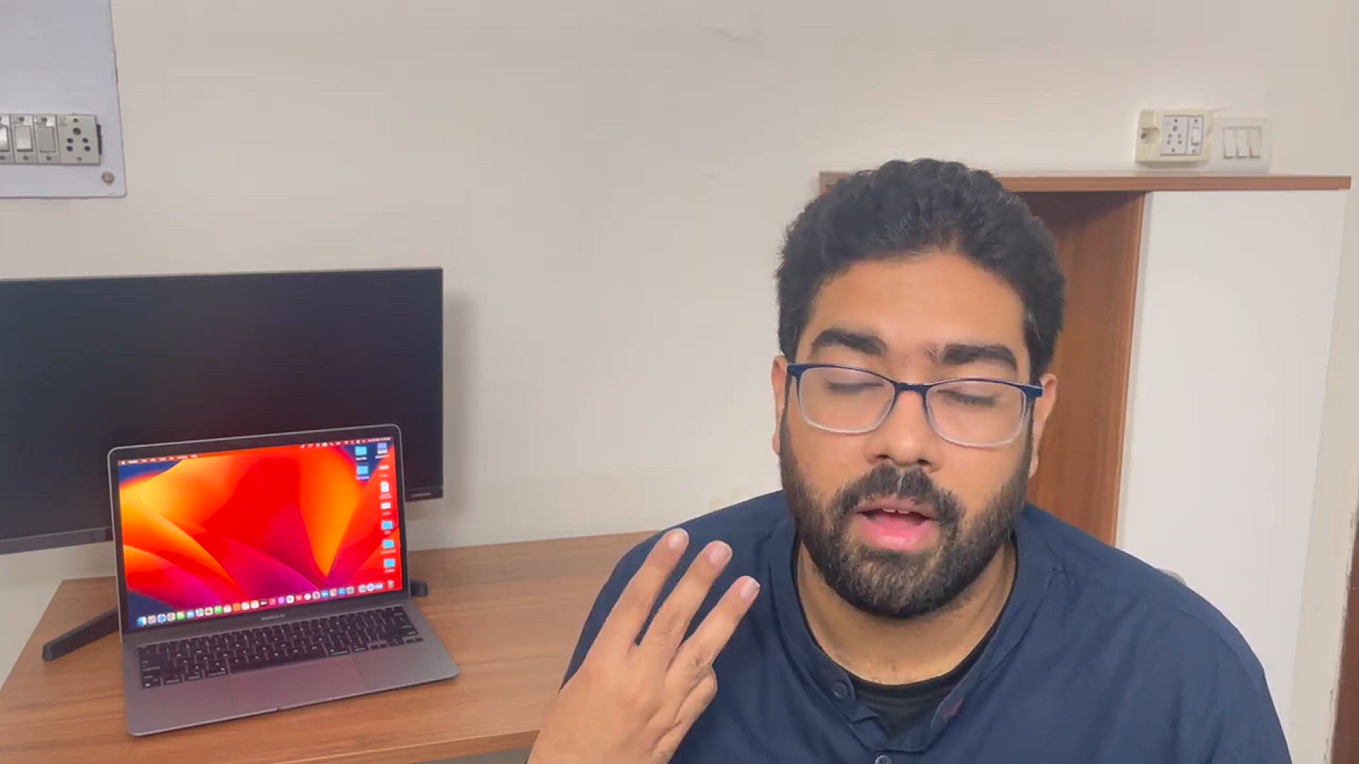 'Video thumbnail for Create & Embed Google Forms On Your Website _ Free Templates _ Entries In Google Sheet (हिंदी में)'