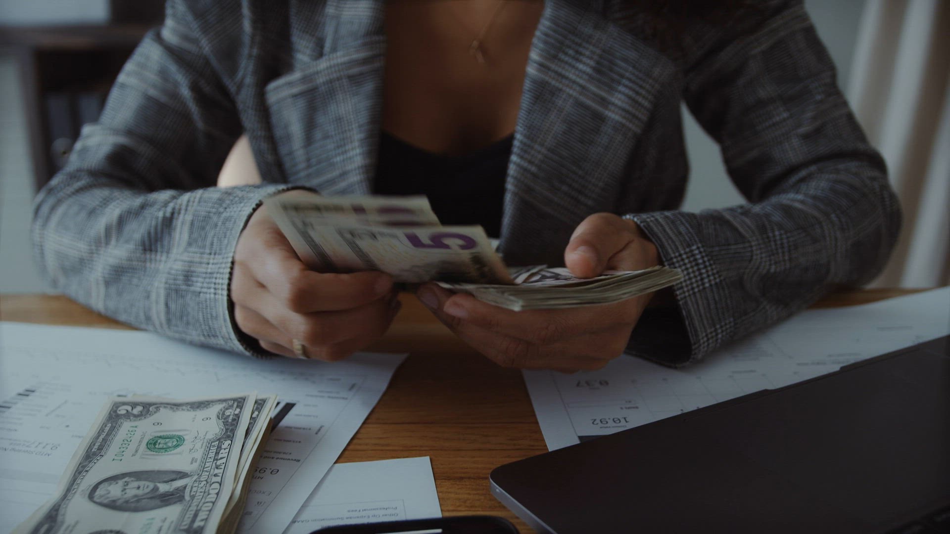 'Video thumbnail for Wealthy man'