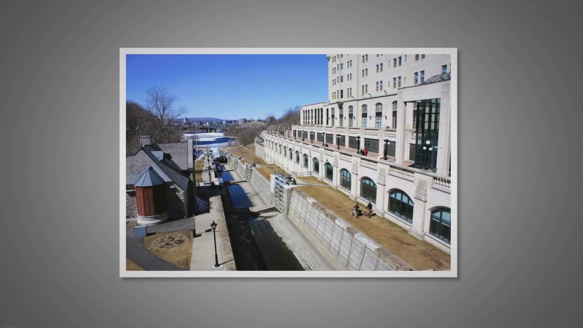 'Video thumbnail for Ein Tag in Ottawa, Ontario Kanada im Frühling'
