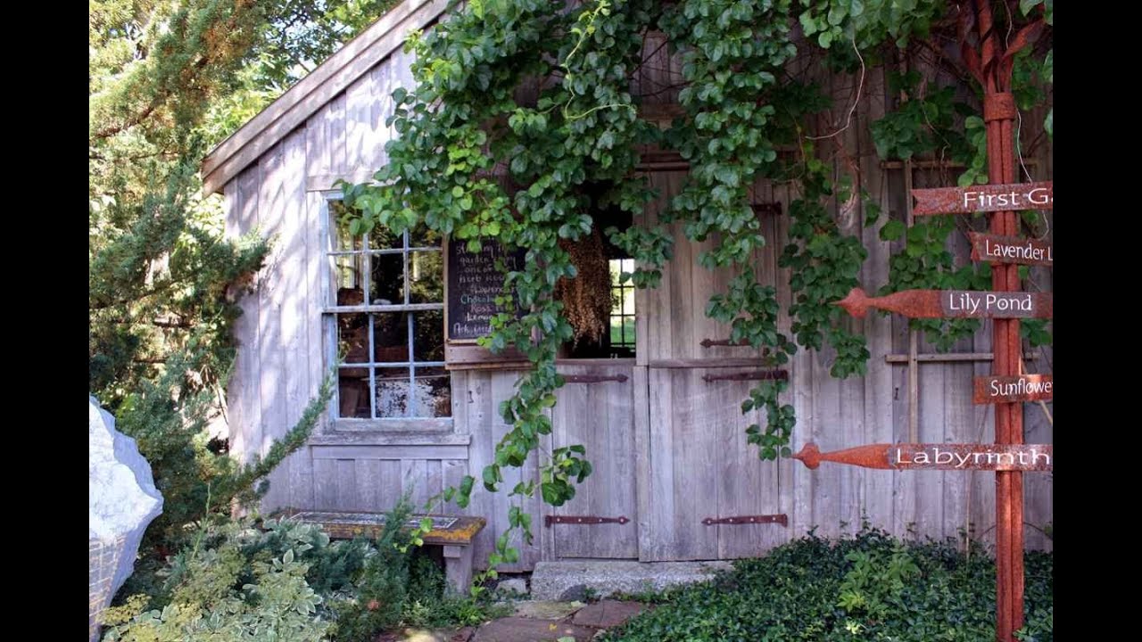 'Video thumbnail for Die Tangled Gardens in Grand Pré, Nova Scotia'