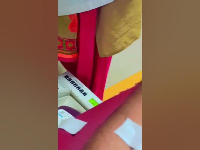 Video thumbnail for कभी-कभी पैसा जीवन नहीं बचा सकता लेकिन दान किया हुआ रक्त बचा सकता है! रक्तदान करो जीवन बचाओ