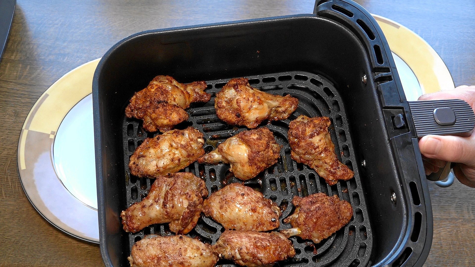 Video thumbnail for Chicken Wings