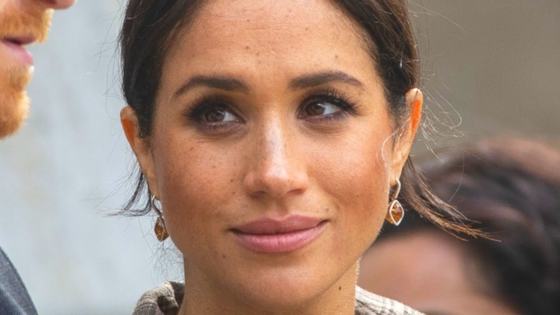video of: When Prince Harry Snapped Gorgeous Photos Of Meghan Pregnant With Archie