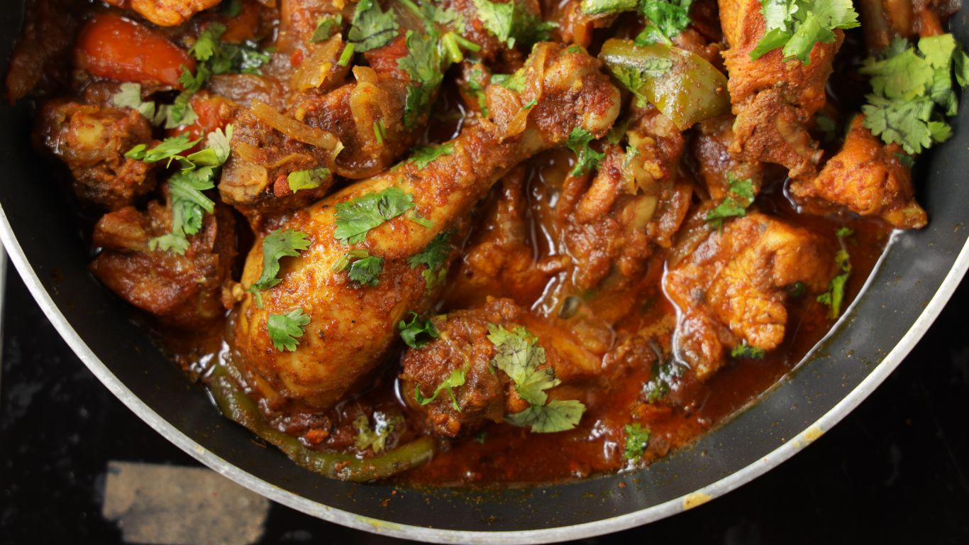 'Video thumbnail for Easy Chicken Curry Recipe'