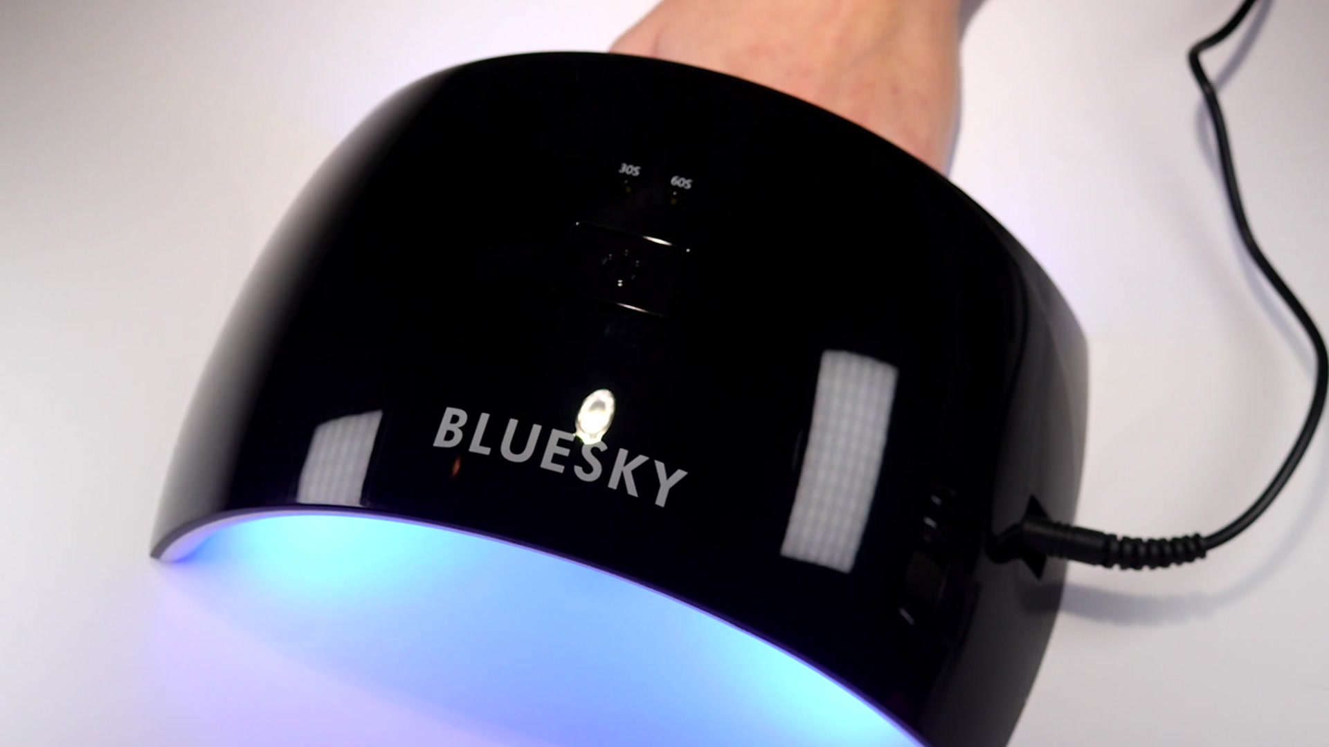 Video thumbnail for Pastel Drag Marble Gel Nail Art + Blue Sky Spring Swatches (720p 24fps)