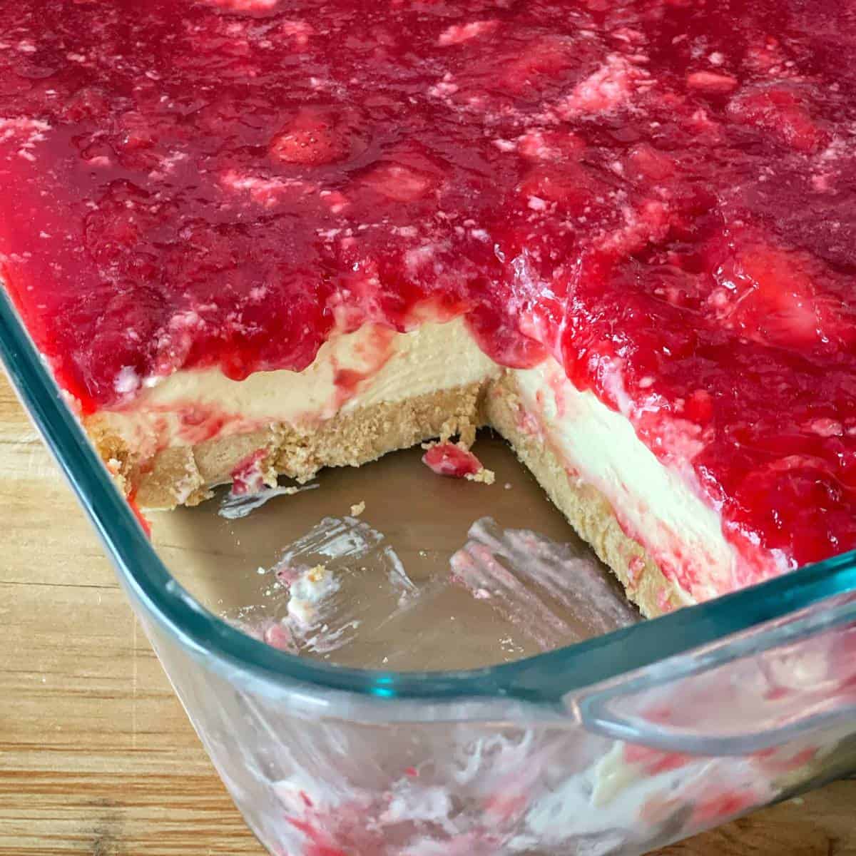 'Video thumbnail for Strawberry Tray Cheesecake Recipe '