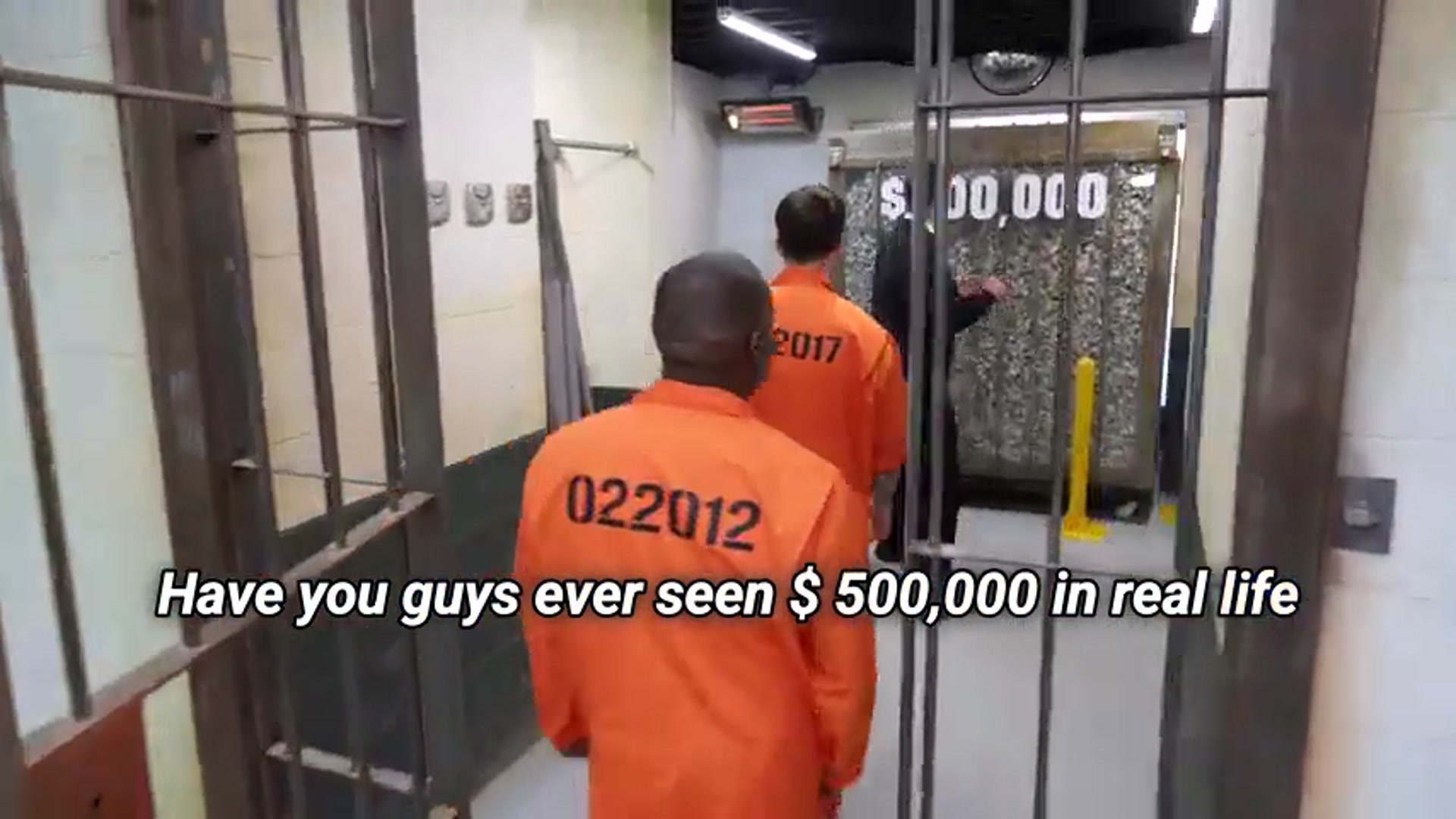 Video thumbnail for Survive 100 Days in Mr Beast's $500k prison challenge