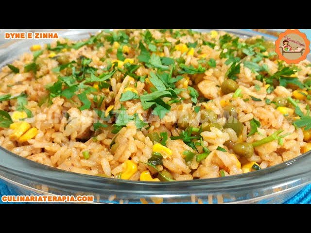 'Video thumbnail for Galinhada de Arroz com Frango Super Deliciosa Fácil e Rápida'
