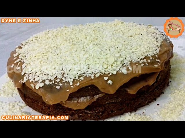 'Video thumbnail for Bolo Galega Maluca Irresistível Recheado com Creme de Caramelo e Chocolate Branco'
