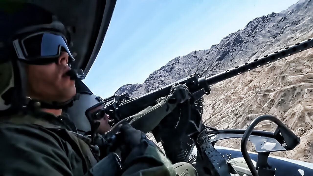 Video thumbnail for Helicopter Attack • USMC Weapons & Tactics Training (2018)