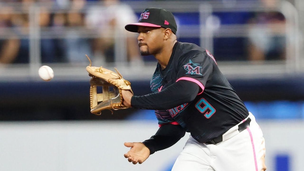 Video thumbnail for Xavier Edwards 2025 Defensive Highlights!