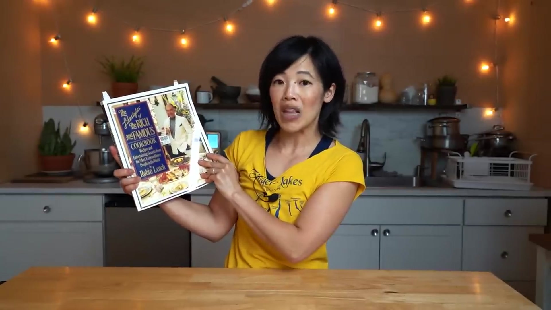 Video thumbnail for The Brownie Recipe The Kardashians Had As Kids(720P_HD)