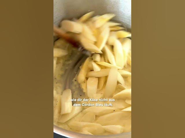 'Video thumbnail for Spargel mal ganz anders: Hähnchen Cordon Bleu mit weißem Spargel #shorts'