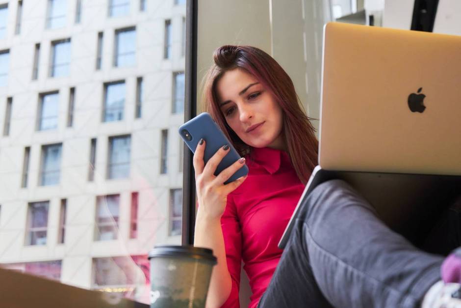 Video thumbnail for How Bloggers Make Money Online_ The 5 Proven Strategies