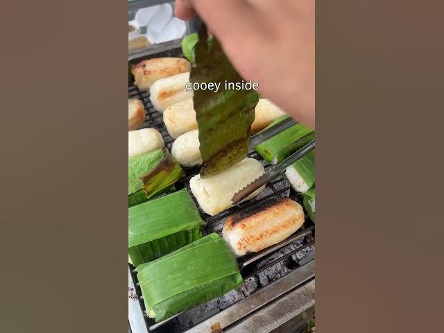 Video thumbnail for Vietnamese Grilled Banana Wrapped in Sticky Rice | Chuối Nếp Nướng | Saigon Street Food #foodshorts