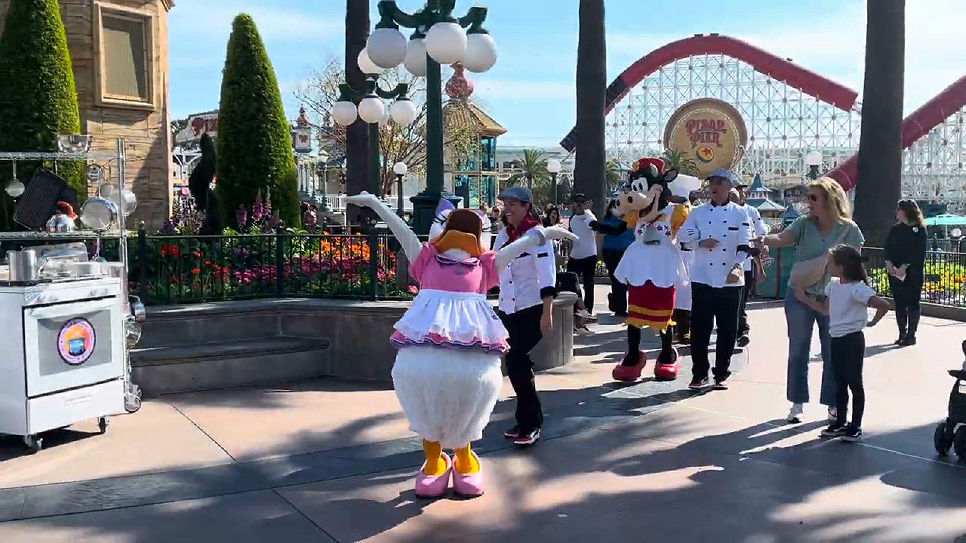 'Video thumbnail for Disney California Adventure Food & Wine Festival🧑‍🍳 #disneyland #disneycaliforniaadventure'
