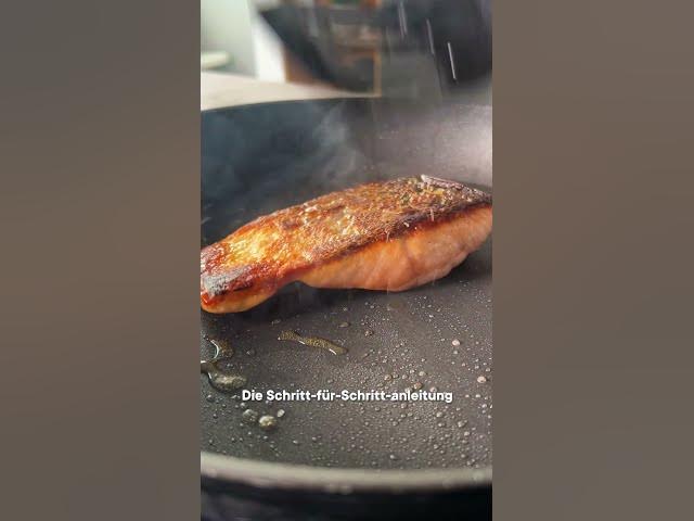 'Video thumbnail for SO wird dein Lachs besonders knusprig #shorts'