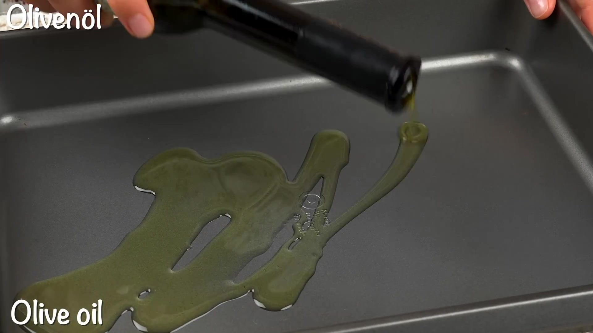 Video thumbnail for Just add ground beef to the potatoes! Simple dinner recipe! (1080p 30fps)