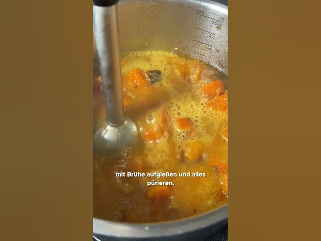'Video thumbnail for Diese wohlige Herbstsuppe wärmt von innen! #kitchenstories #anyonecancook #siemenshome #enjoysiemens'