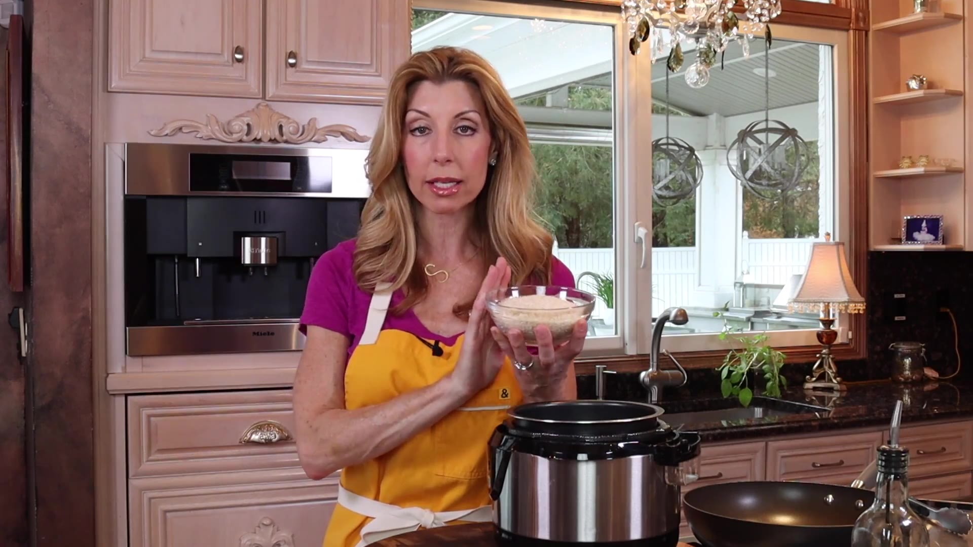 Video thumbnail for SHRIMP FRIED RICE ¦ Cooking with Shereen (1080p 30fps)