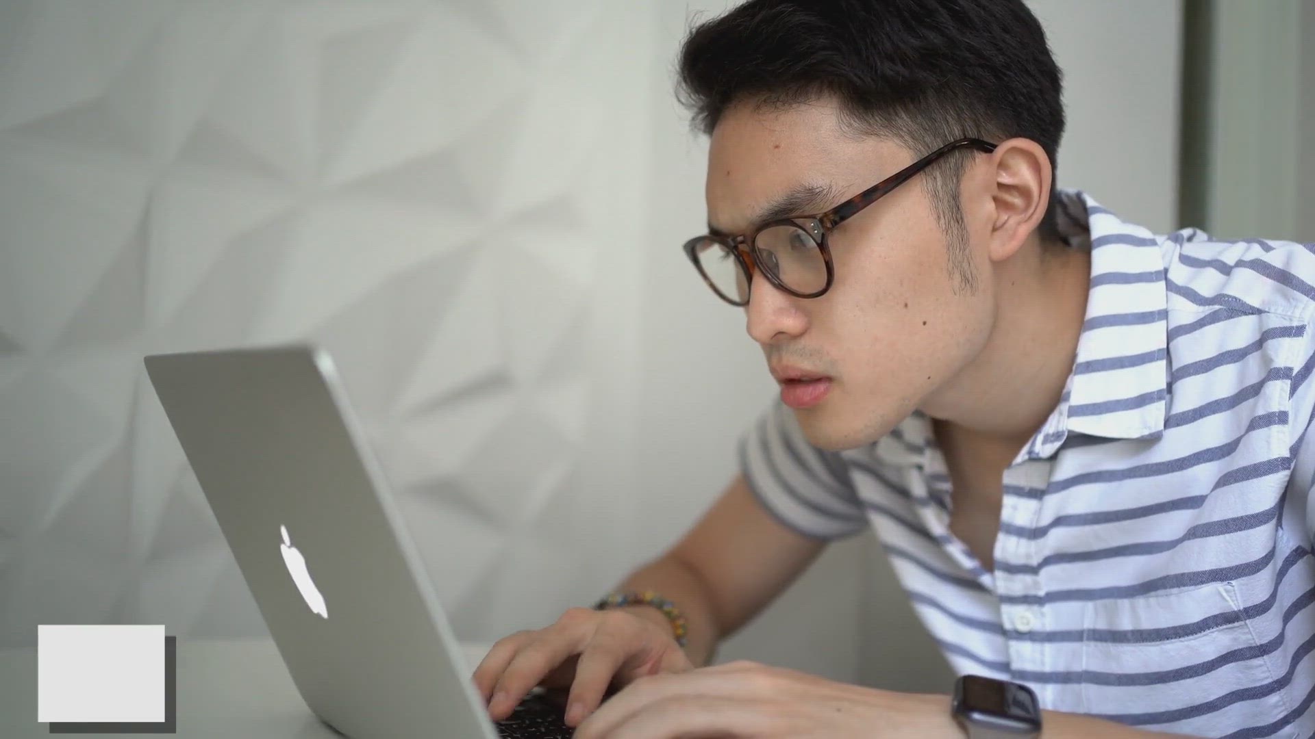 Video thumbnail for Mastering the Online Job Search: A Comprehensive Guide