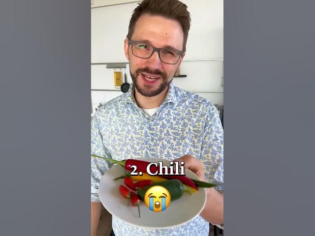 'Video thumbnail for 5 Dinge, die du NICHT in die Mikrowelle tun solltest 😱 #shorts'
