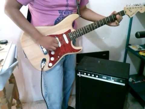 Video thumbnail for Squier by Fender Color Natural
