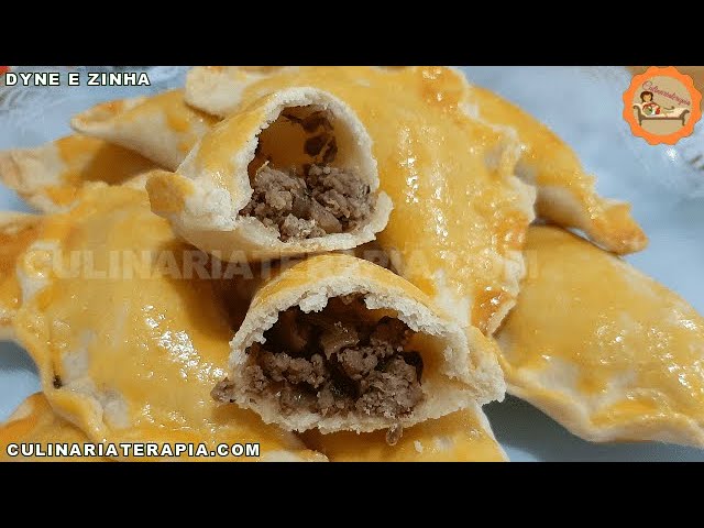 'Video thumbnail for Aprenda Como Fazer Pastel de Forno ou Frito, Massa 2 em 1 e Recheio de Carne Especial'