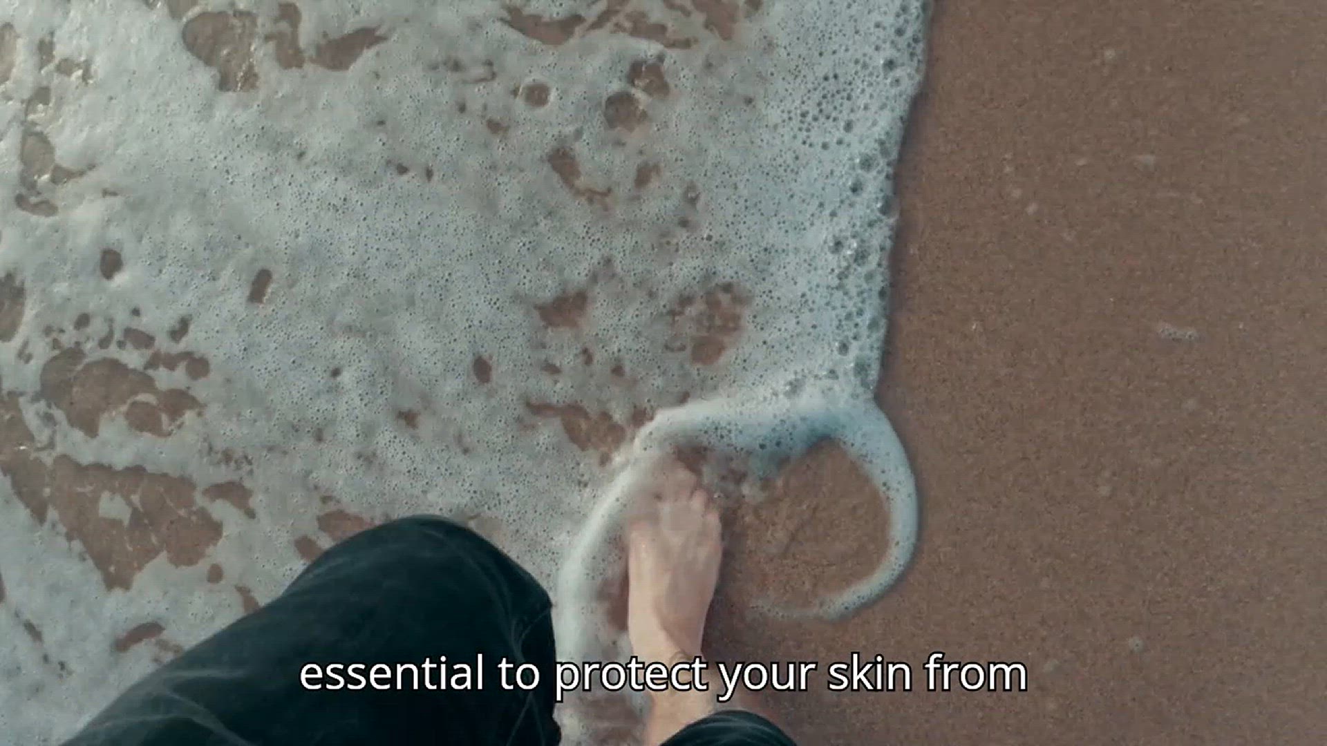 Video thumbnail for What are the Benefits of using Sunscreen?