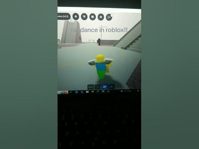 Video thumbnail for rat dance in roblox