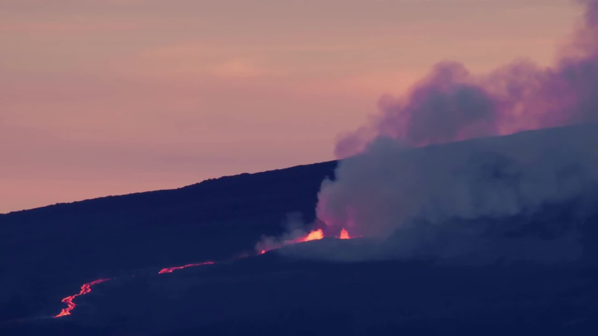 Video thumbnail for Kilauea Volcano Eruption How Hawaii Is Preparing for the Worst