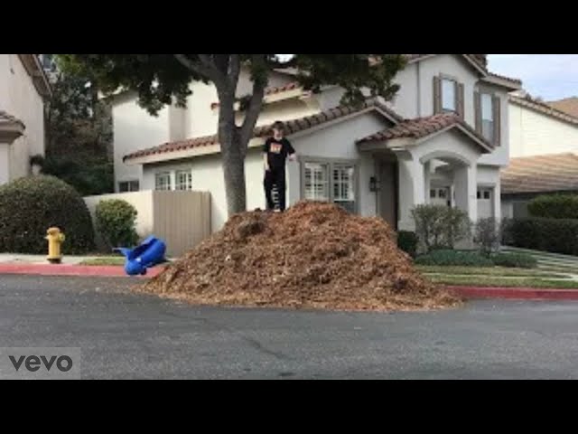 Video thumbnail for Fight (Official Music Video)