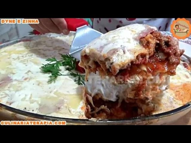 'Video thumbnail for COMO FAZER LASANHA DE CARNE MOÍDA COMPLETA PARA FESTAS COM MOLHO BOLONHESA E MOLHO BRANCO'