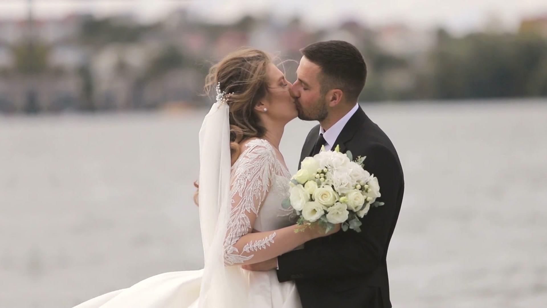 Video thumbnail for Budgeting for Your Dream Wedding: Costs Revealed