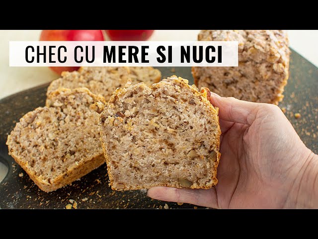 'Video thumbnail for Cel mai bun 👉 CHEC DE POST cu mere și nuci crocante 🍎 Moale, fraged și extraordinar de aromat!'
