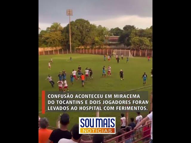 'Video thumbnail for Jogo de futebol amador termina em briga generalizada entre torcedores e jogadores em Miracema do TO'