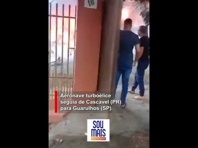 'Video thumbnail for Avião com 62 pessoas a bordo cai em quintal de casa em Vinhedo (SP)'