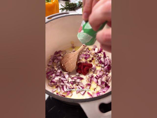 'Video thumbnail for Ratatouille-Rezept: So lecker hat Gemüse noch nie geschmeckt #shorts'