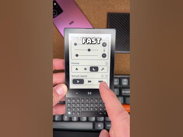 Video thumbnail for What does The Minimal Phone's screen speed and refresh rate look like?