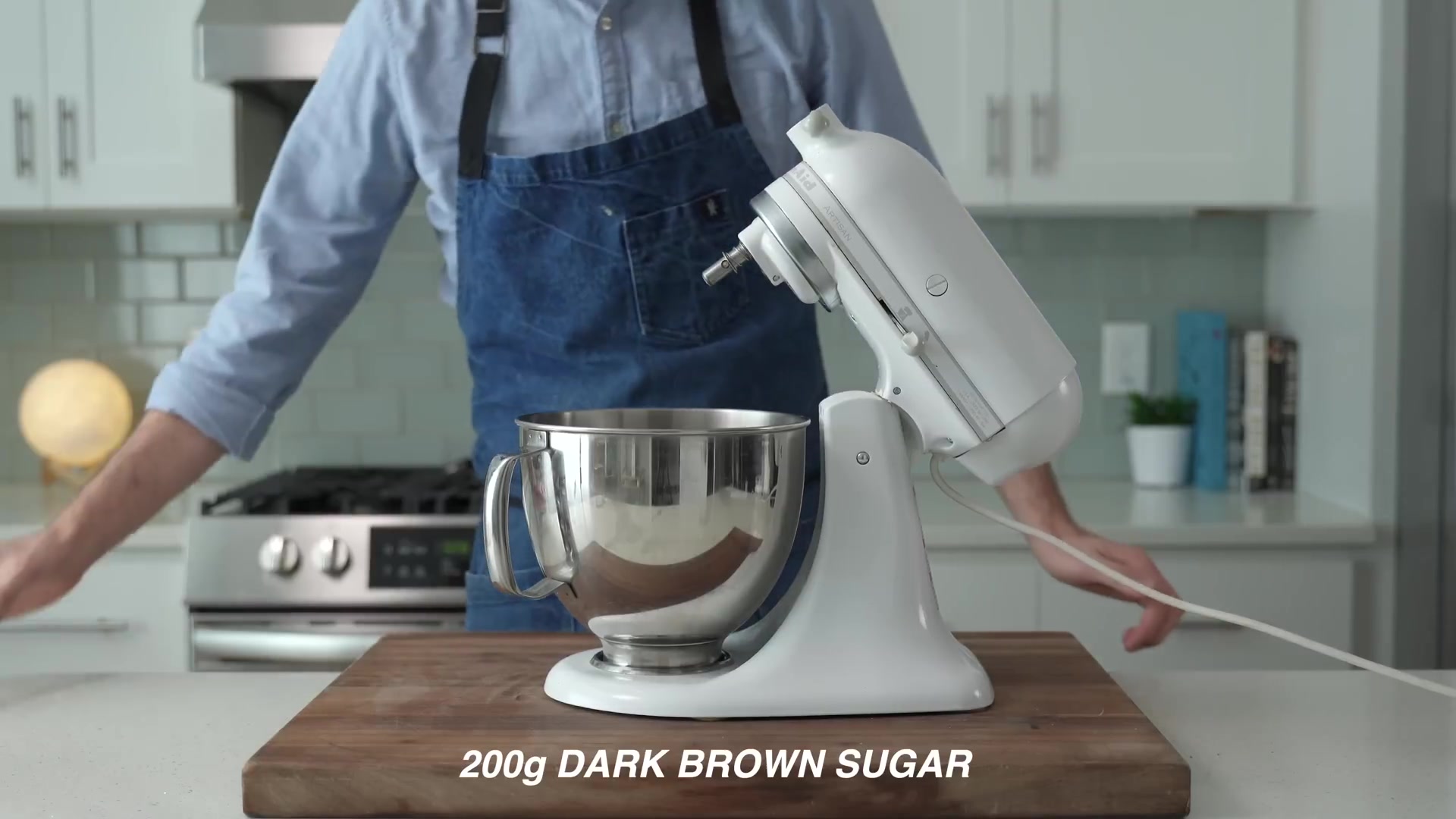 Video thumbnail for 42.CHOCOLATE CHIP COOKIES [The Only Chocolate Chip Cookie Recipe You Need] (1080p 30fps)