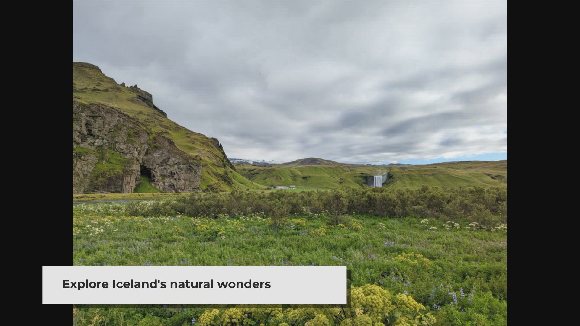 Video thumbnail for Stunning Fimmvörðuháls Hike in Iceland