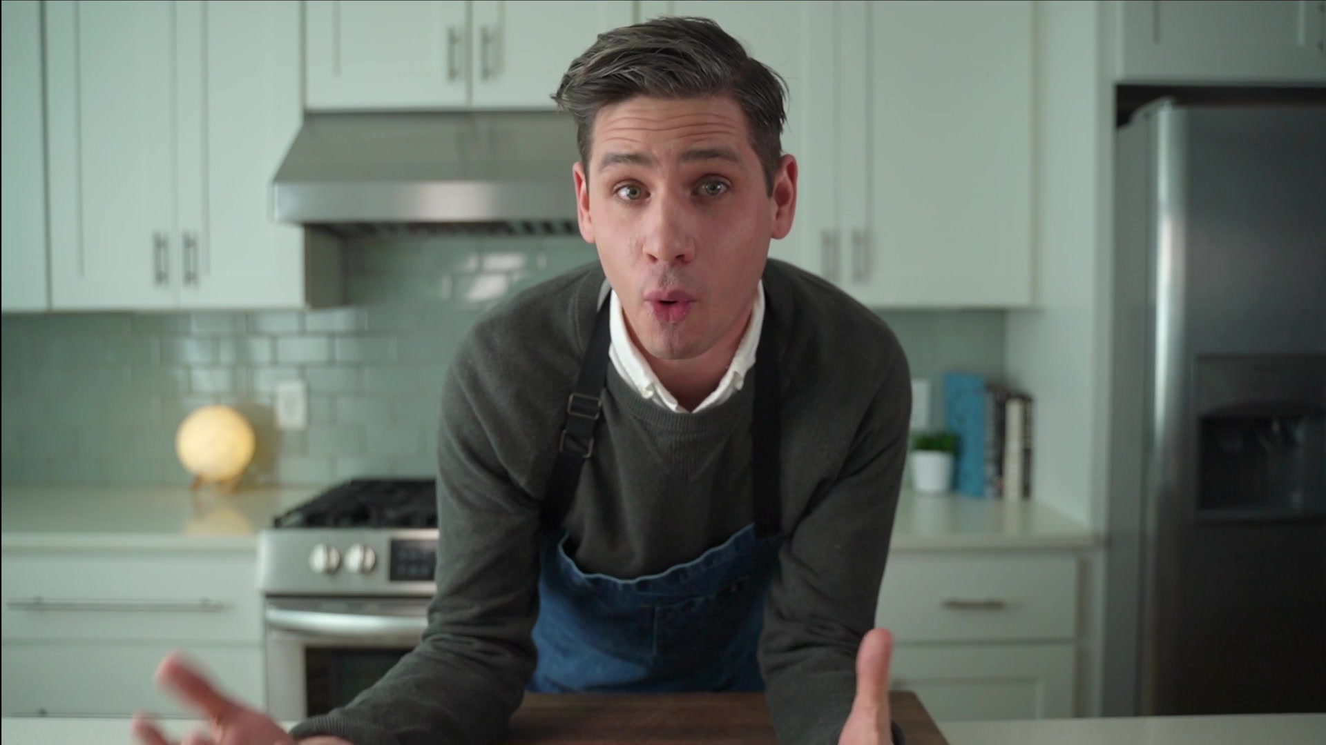 Video thumbnail for 41.Make Fresh Soft Pretzels at Home (1080p 30fps)